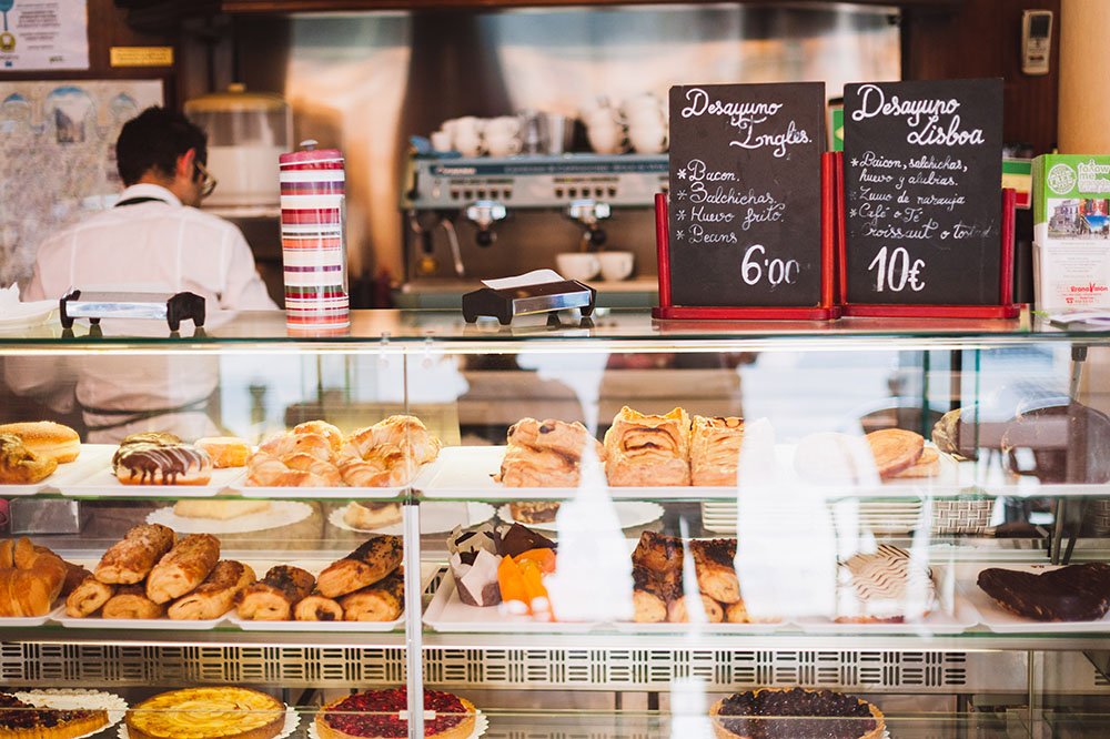 vitrina pasteles Café Lisboa